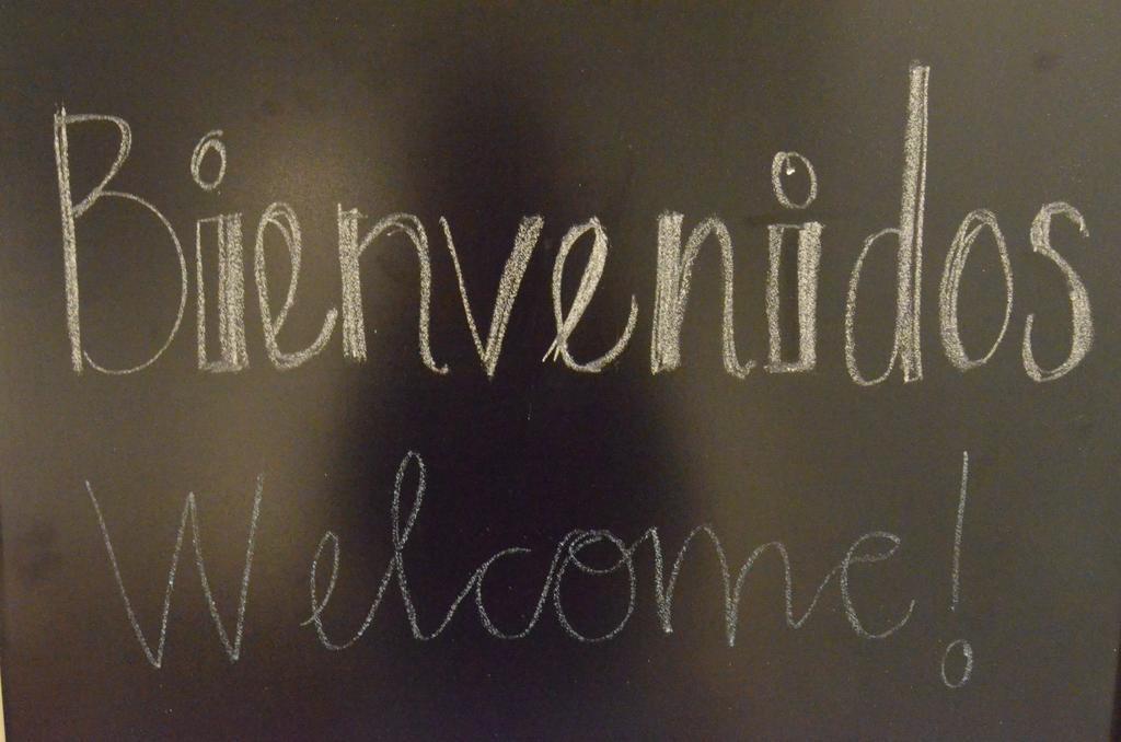 Apartamento San Jacinto Sevilla Kültér fotó