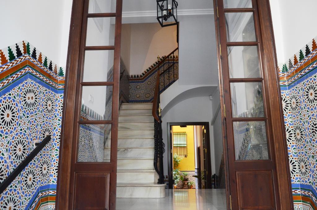 Apartamento San Jacinto Sevilla Kültér fotó